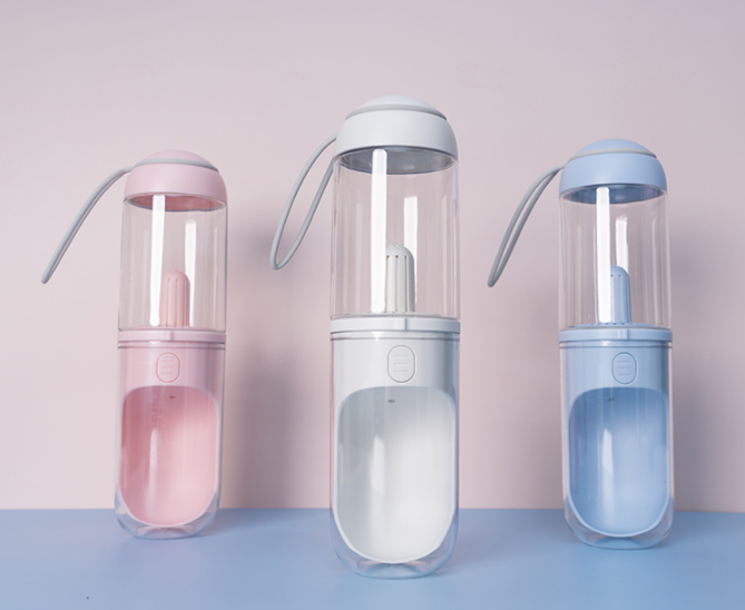 Portable Pet Water Bottle Dispenser